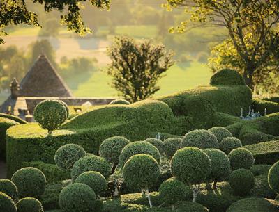 Les Jardins de Marqueyssac près du Camping La Plage, camping 3 étoiles avec piscine, location de mobil homes, accès direct rivière, près de Sarlat, Castelnaud et Lascaux en Dordogne Périgord Noir
