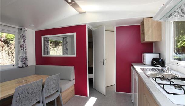 Location mobil home au Camping La Plage, camping 3 étoiles avec piscine,accès direct rivière, près de Sarlat, Castelnaud et Lascaux en Dordogne Périgord Noir