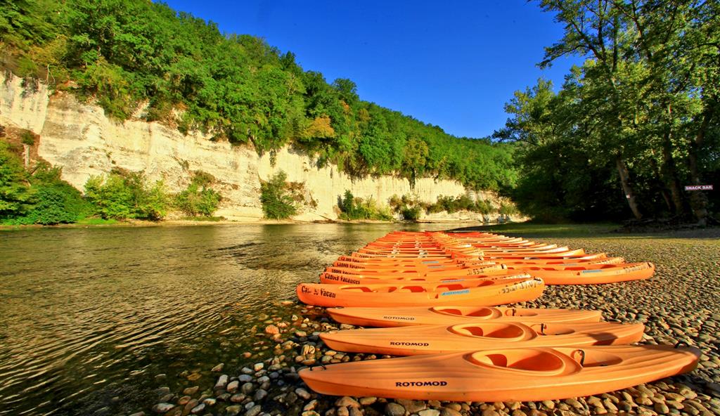 Loisirs De Plein Air Et Sport Camping 3 Etoiles Sarlat En