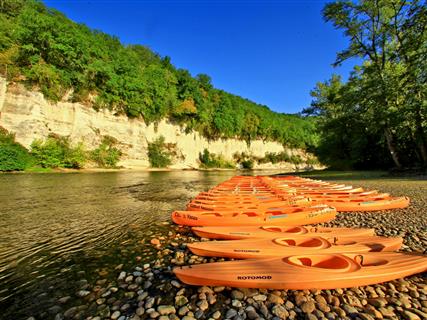 Activités de loisirs près du Camping La Plage, camping 3 étoiles avec piscine, location de mobil homes, accès direct rivière, près de Sarlat, Castelnaud et Lascaux en Dordogne Périgord Noir - 