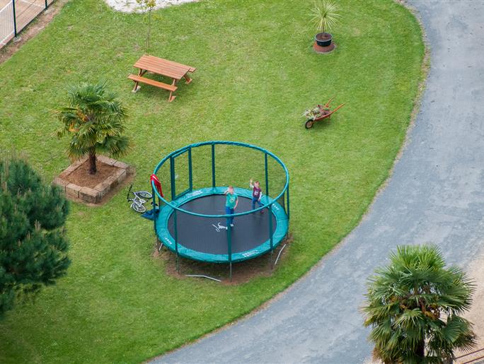 Activités de loisirs et animations au Camping La Plage, camping 3 étoiles avec piscine, location de mobil homes, accès direct rivière, près de Sarlat, Castelnaud et Lascaux en Dordogne Périgord Noir