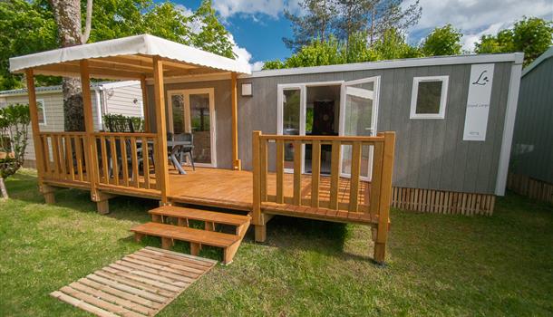 Location mobil homes au Camping La Plage, camping 3 étoiles avec piscine, accès direct rivière, près de Sarlat, Castelnaud et Lascaux en Dordogne Périgord Noir