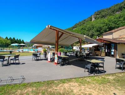 Les services du Camping La Plage, camping 3 étoiles avec piscine, location de mobil homes, accès direct rivière, près de Sarlat, Castelnaud et Lascaux en Dordogne Périgord Noir
